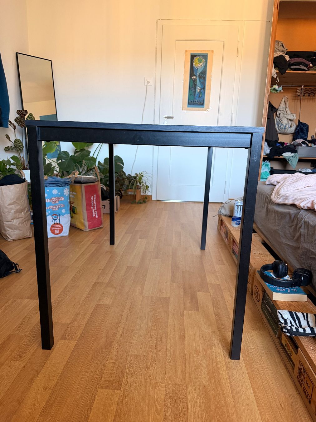 Ikea Scrivanie: Schwarzer Schreibtisch von Ikea – Usato da Bern venduto da fio_66sr 3
