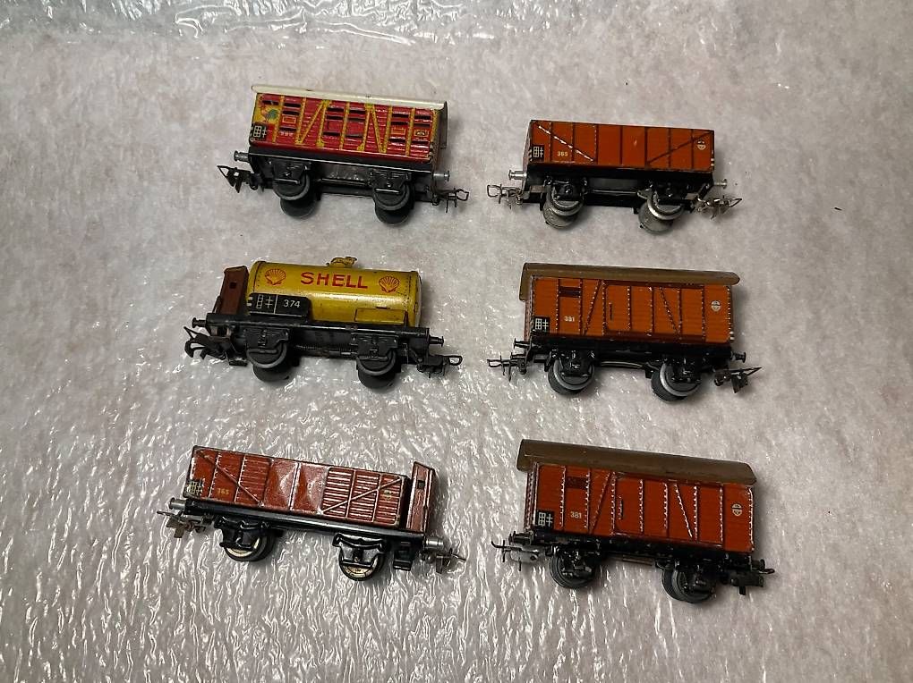 Märklin Modelleisenbahnen: Alte Wagen – Gebraucht aus Wald ZH von Sbbemilio 1