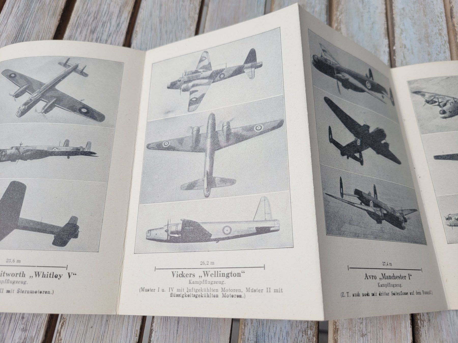Uniformi: Wehrmacht Dienstvorschrift – Usato da Kriens venduto da KTP 5