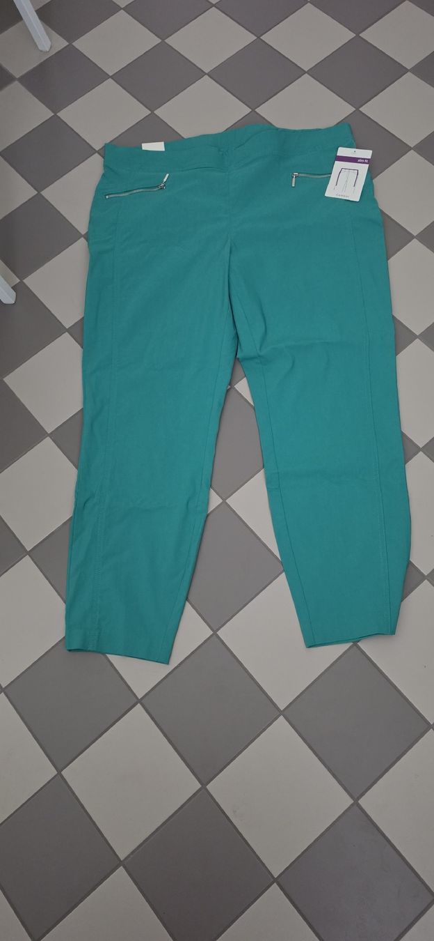 Hosen: Grüne Hosen Gr.50 Bengalin – Neu (gemäss Beschreibung) aus Kriens von Merida67