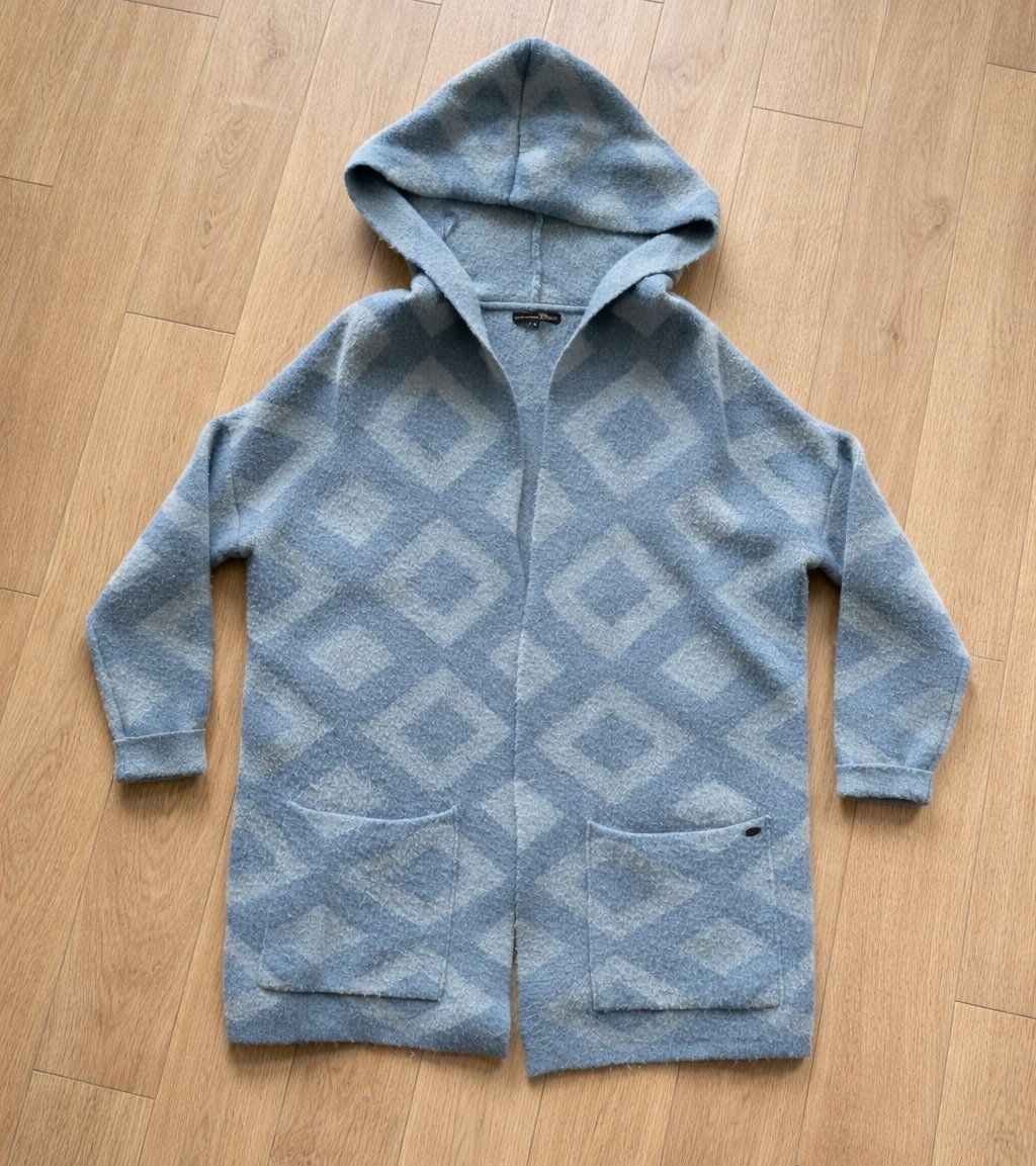 Tom Tailor Jacken: Tom Tailor Oversize Strickjacke Gr. M – Gebraucht aus Männedorf von phi_5pvk