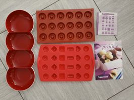 Set Tupperware con stampi vari e antipastiera