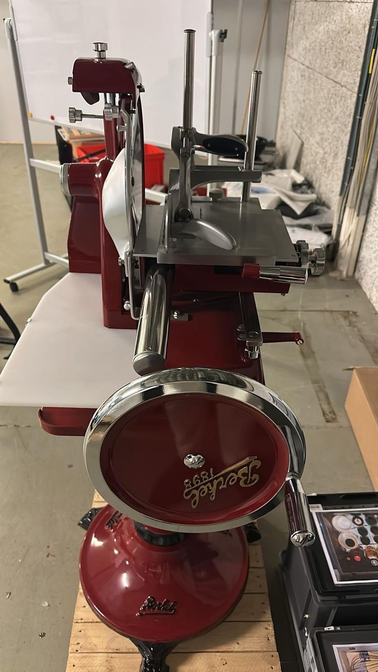 Berkel Elettrodomestici da cucina: Berkel Aufschnittmaschine – Usato da Wallisellen venduto da JoelxJoel