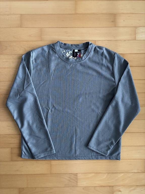 Maglioni & Felpe: Longsleeve mit Embroidery – Usato da Beckenried venduto da ema_t6cf 1