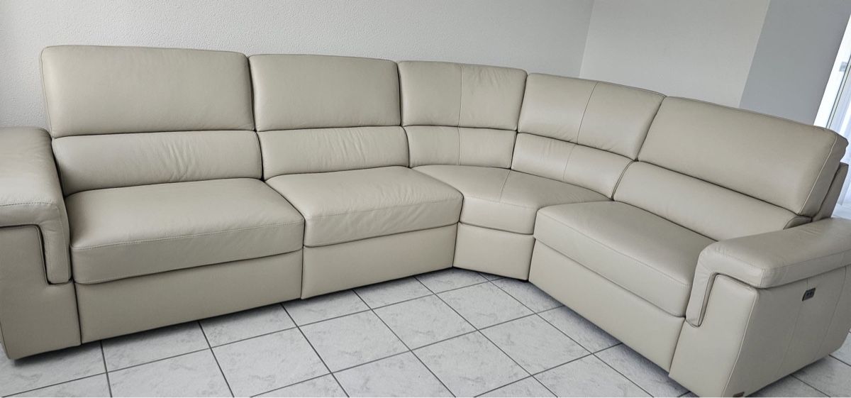 Sofas: Ledersofa – Neu (gemäss Beschreibung) aus Schöftland von Boston73