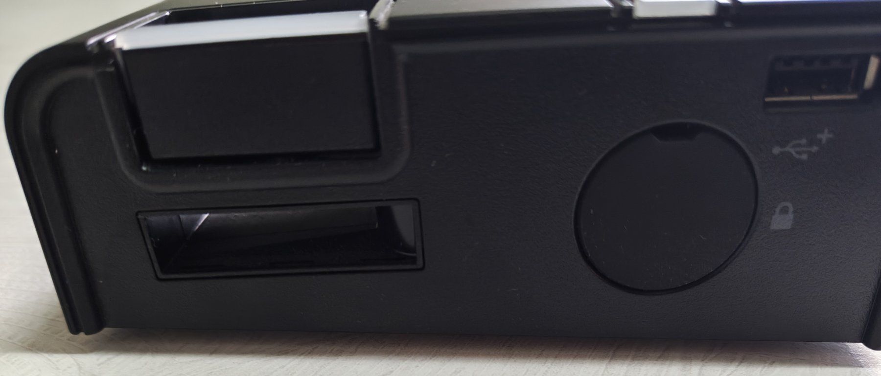 Hewlett Packard Docking station: HP 2570 Docking Station – Usato da Uerkheim venduto da Justi.y 4