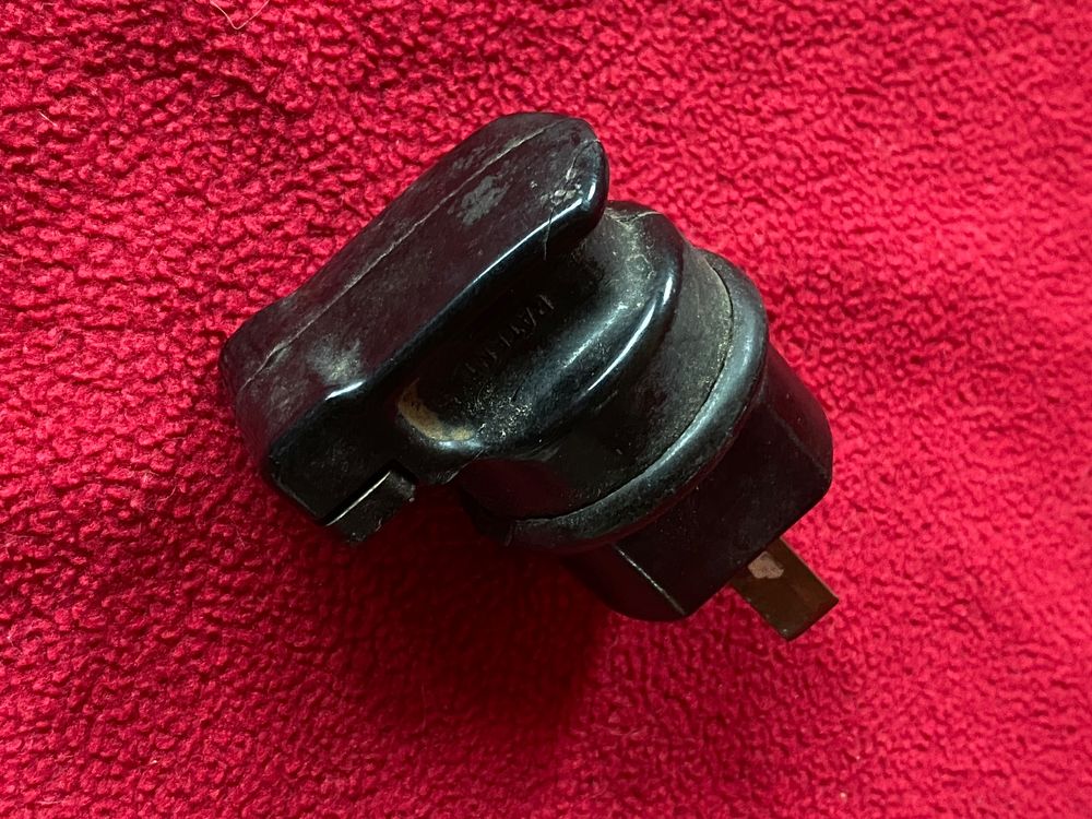 Stecker: Stecker antik - Anschauungsmaterial – Defekt aus Rehetobel von melina0412 1