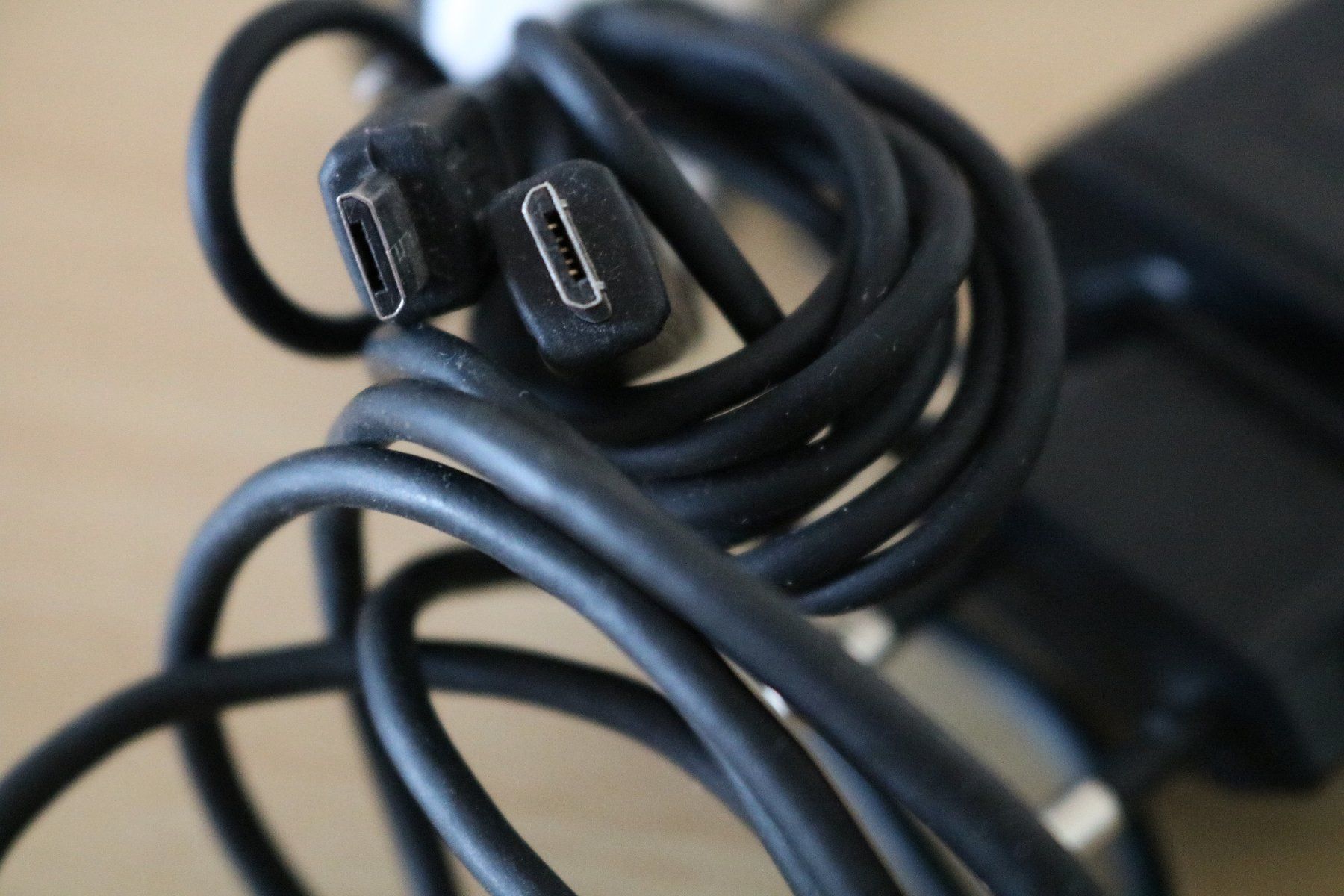 Nokia Caricabatterie: Original Nokia Handy Akku Kabel Ladegerät – Usato da Rickenbach b. Wil venduto da Mysterion4 1