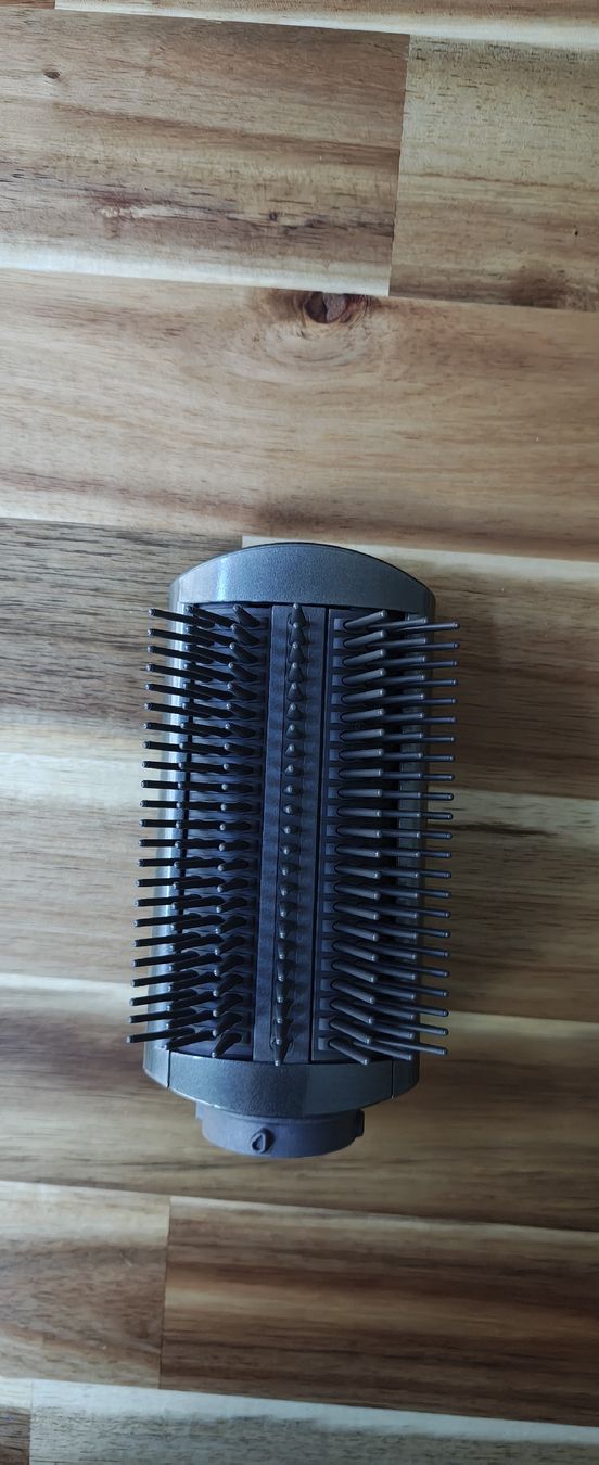 Dyson Sèche-cheveux: Dyson Airwrap Multi-styler Complete – Très bon état – D'occasion à Fribourg par cov_5s7x 7
