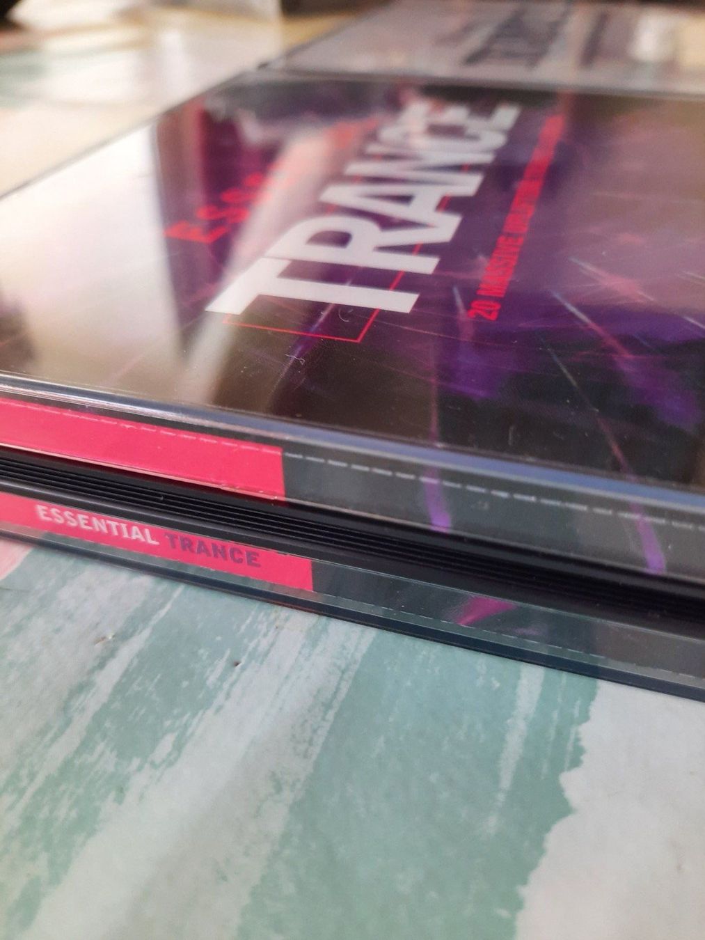 CDs: CD Coffret Essential Trance ( 6 Cds ) – Gebraucht aus Pully von bro_n52j 7