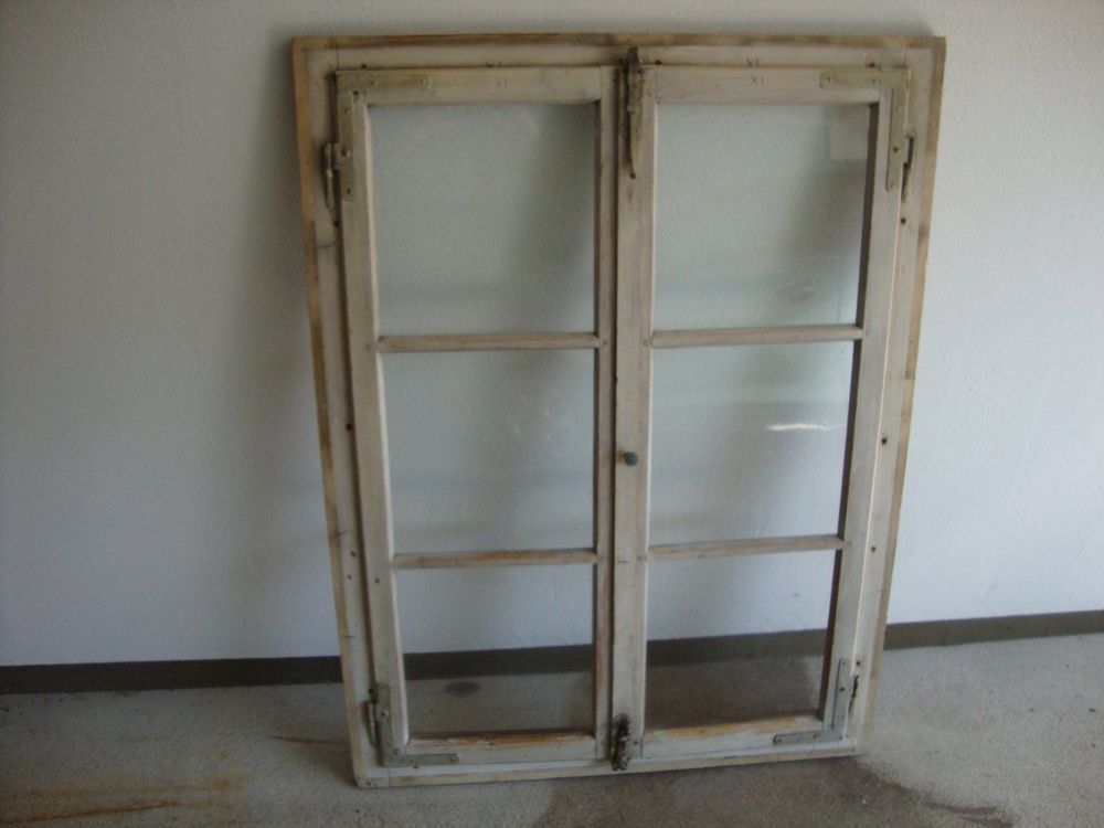 Antikes altes Holzfenster/mit Rahmen Kaufen auf Ricardo