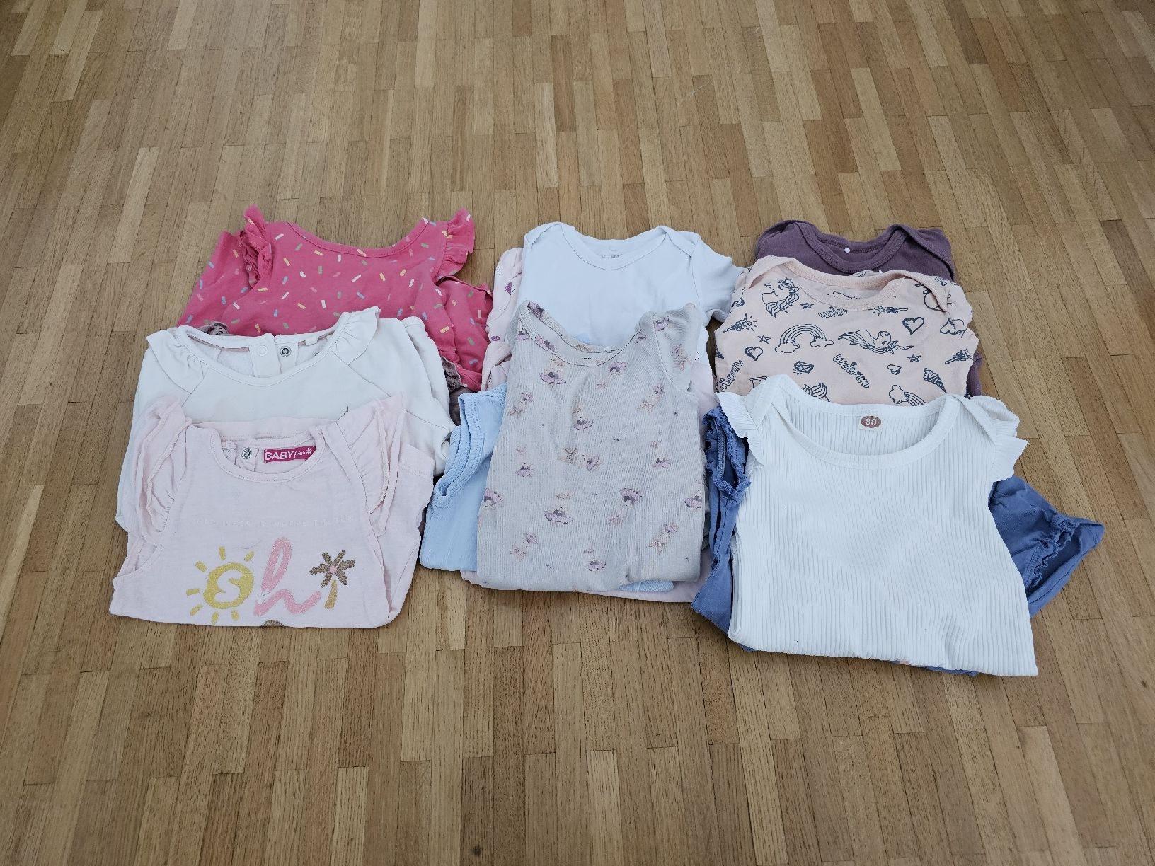 Lotti & Set di vestiti: Grosses Kleiderpaket 2 Mädchen Gr. 74/80 – Usato da Rothenburg venduto da Prinzaessin_Lillifee