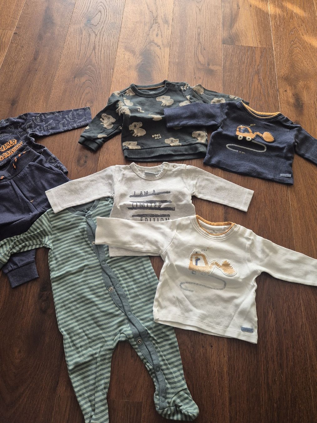 Lotti & Set di vestiti: 14-teiliges Kleiderpaket, Gr. 62 – Usato da Siebnen venduto da sch_9hcz 2