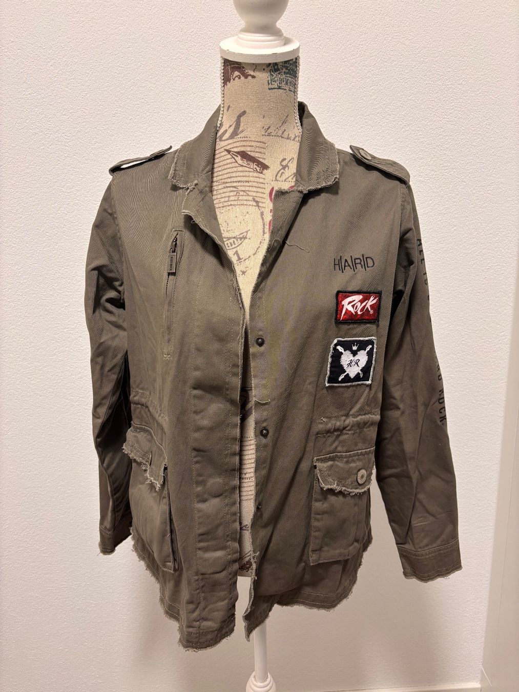 Giacche: Hardrock Cafe Jacke in Olive Gr.M – Usato da Gossau SG venduto da Swisslady25 1
