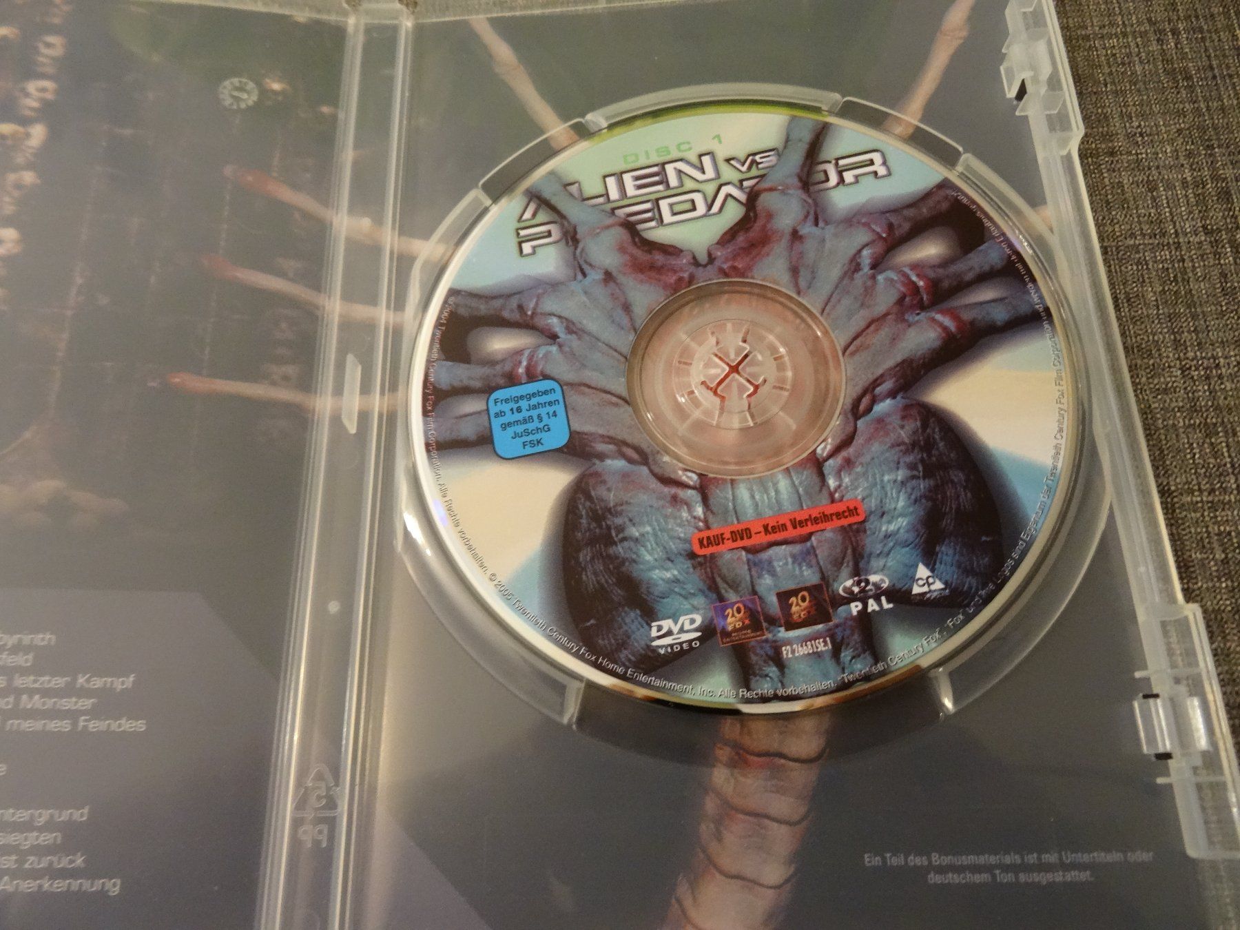 Tutti i DVDs: Alien vs. Predator DVD – Usato da Olten venduto da Disc-Verkauf 1