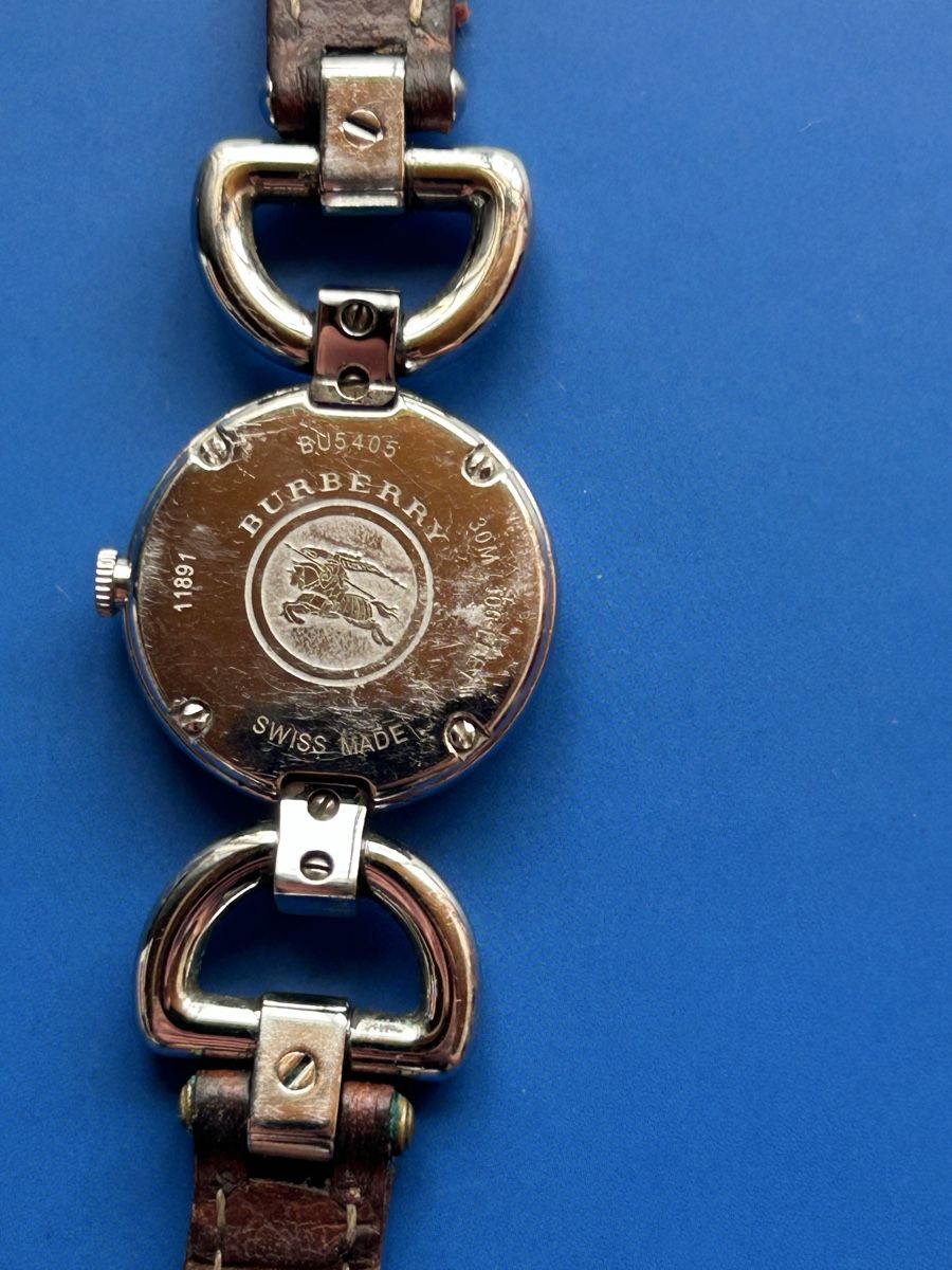 Burberry Orologi: Burberry Vintage Damenuhr – Usato da Uhwiesen venduto da Bogi2257 2