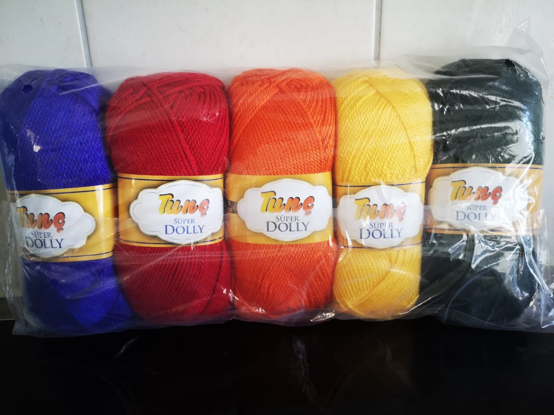 Lana: 5x100g  garn (100%acrylic) – Nuovo e nell'imballaggio originale da Frenkendorf venduto da DORU1