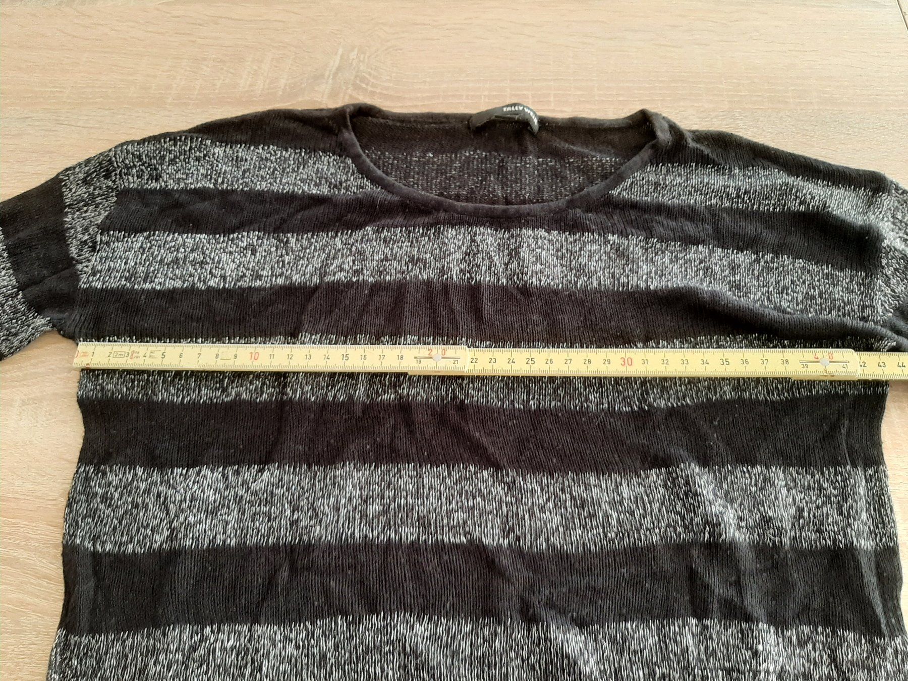 Maglioni & Felpe: eleganter Sommerpullover Gr. M schwarz / silber gestreift – Usato da Menziken venduto da Rien1 2
