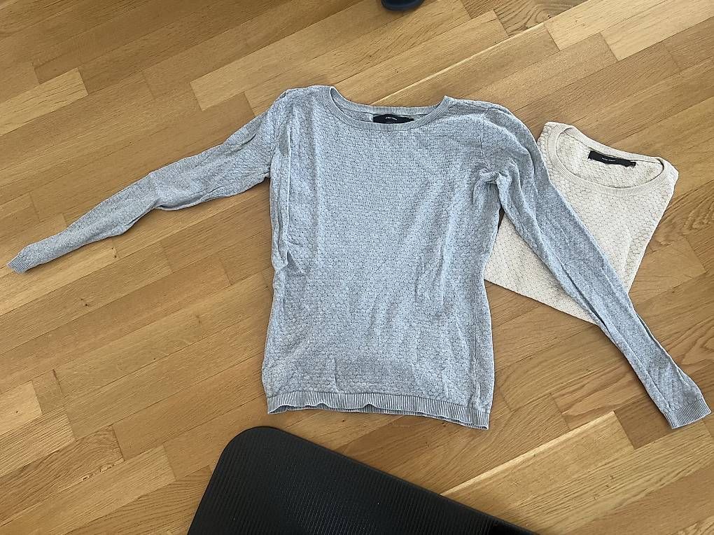 Pullover & Sweatshirts: 2 Langarmpullover grau/beige Grösse M – Gebraucht aus Gebenstorf von pin_67yc 2