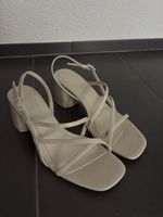 Sandalen Stradivarius