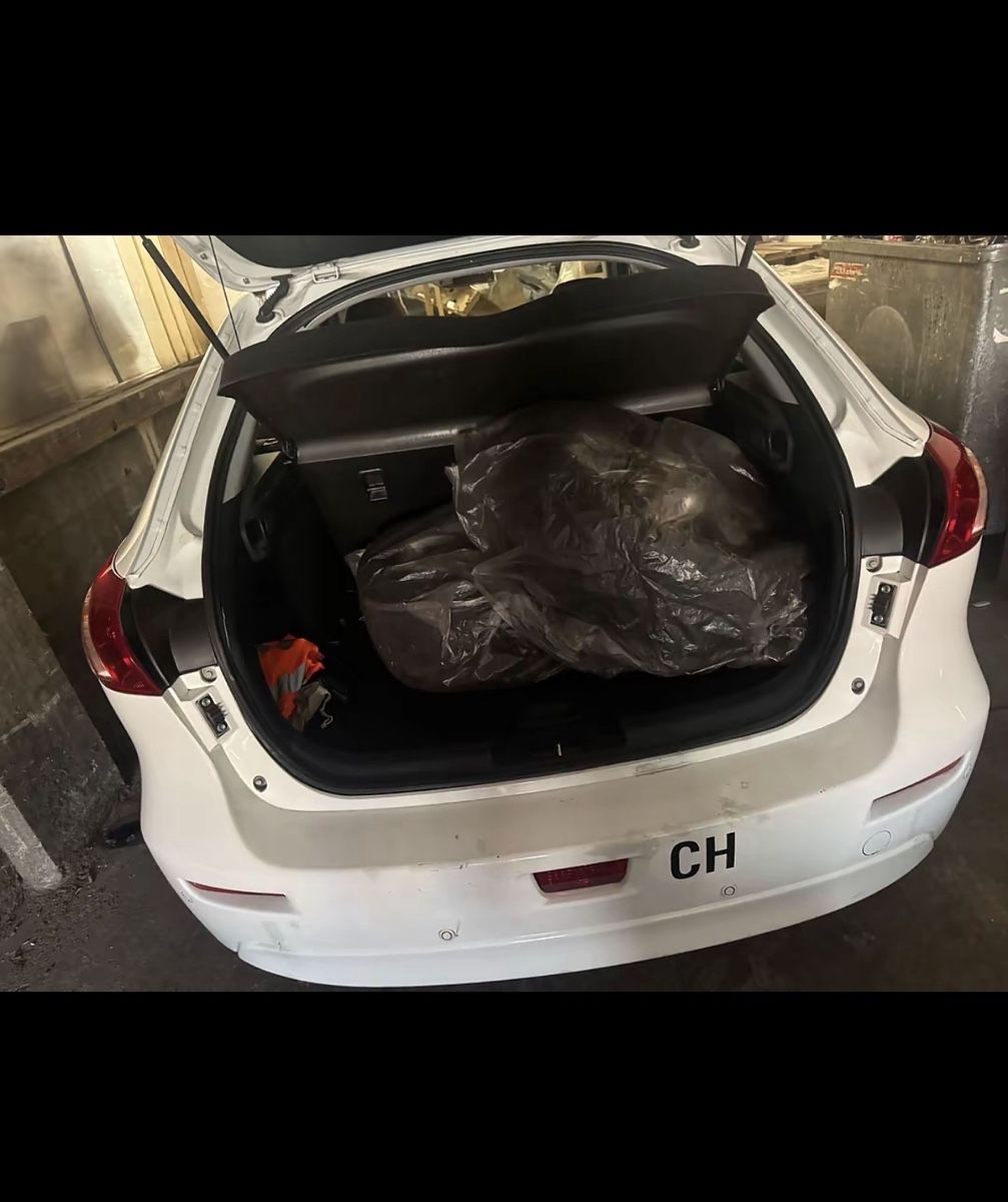 Mitsubishi Autos: Mitsubishi Lancer SB 1.8 M – Gebraucht aus Wettingen von kw9_d8y7 4