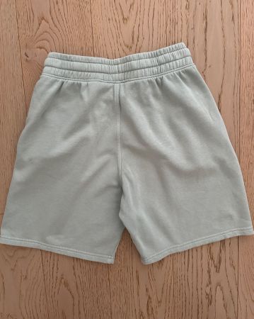 Jungen-Shorts Gr. 158 Mintgrün -  Neuwertig!