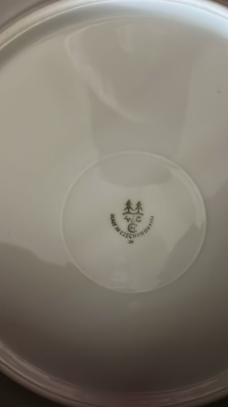 Set di piatti: Servizio da tè x12pp (made in Cecoslovacchia) – Usato da Melano venduto da H-Sara 1