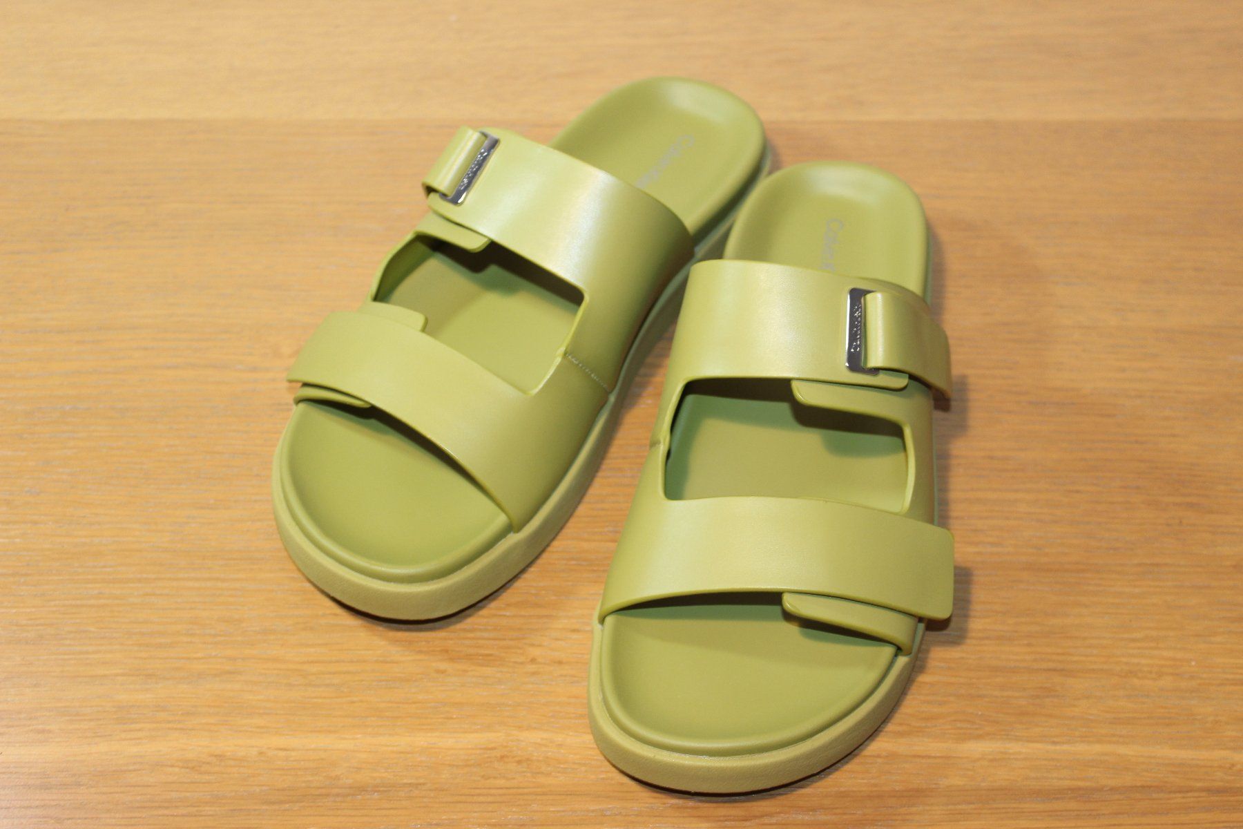 Damenschuhe: Calvin Klein Pantoletten, Gr. 39 neu – Neu und originalverpackt aus Basel von Mila_Graf 1