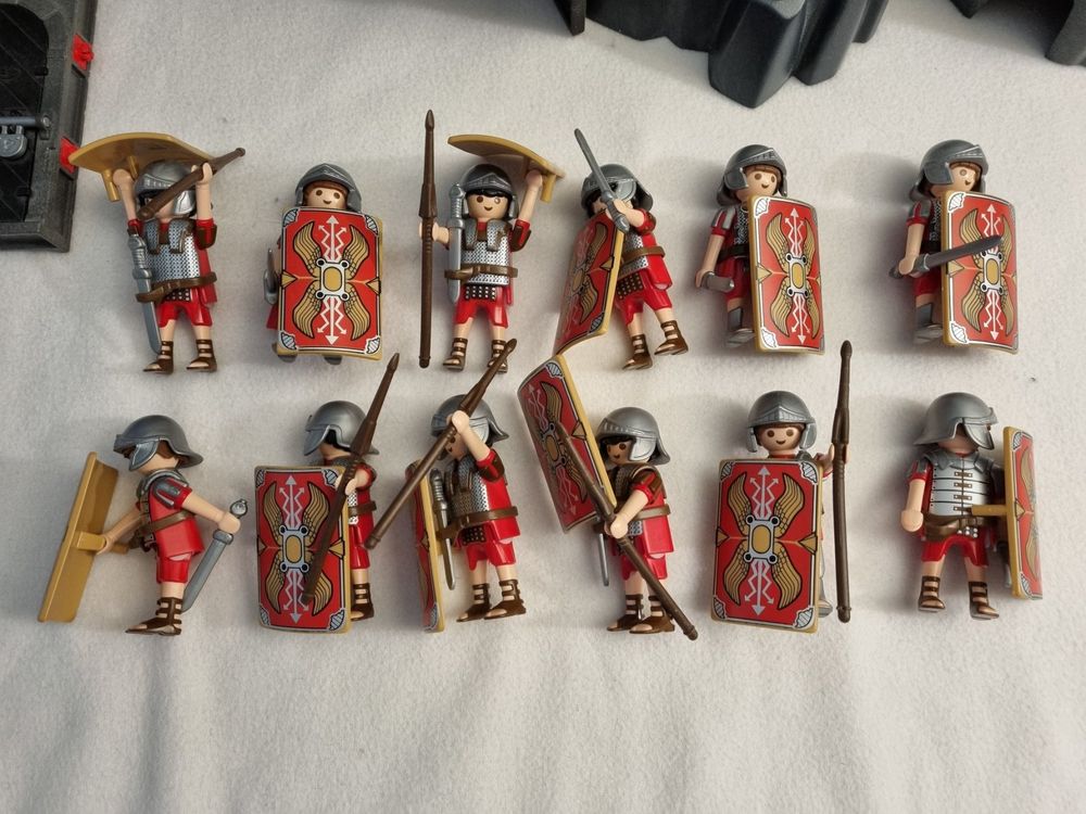Playmobil Burg Belagerungsturm Ritter Römer (Gebraucht) in Oberuzwil ...