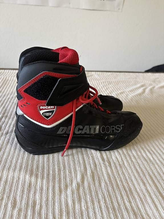 Scarpe da uomo: Motorradstiefel Ducati Corse  – Usato da Olten venduto da crischan 3