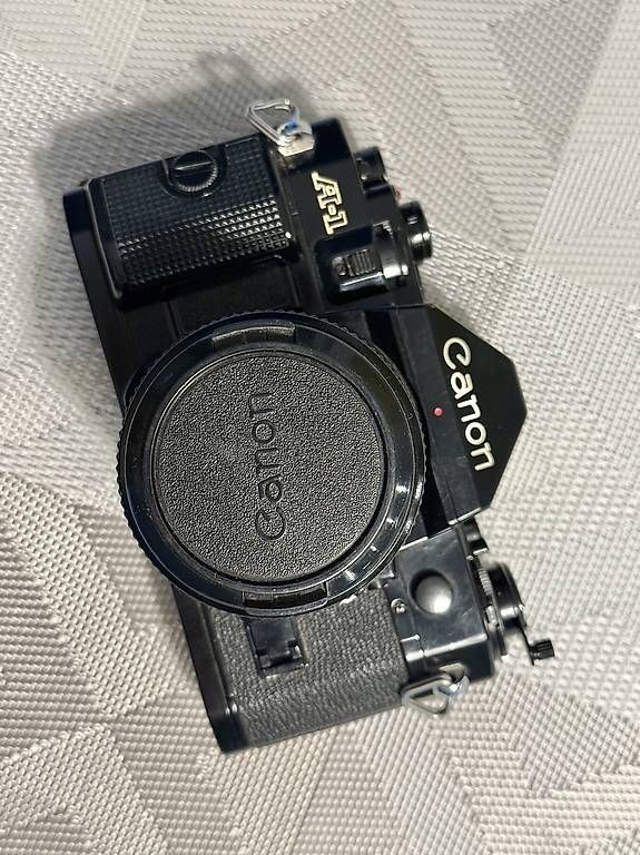 Fotocamera: Canon A-1 e obiettivi – Usato da Paradiso venduto da andrealugano 1