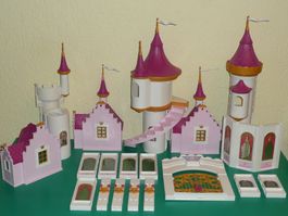 Tolles Schloss mit 22 schönen Figuren