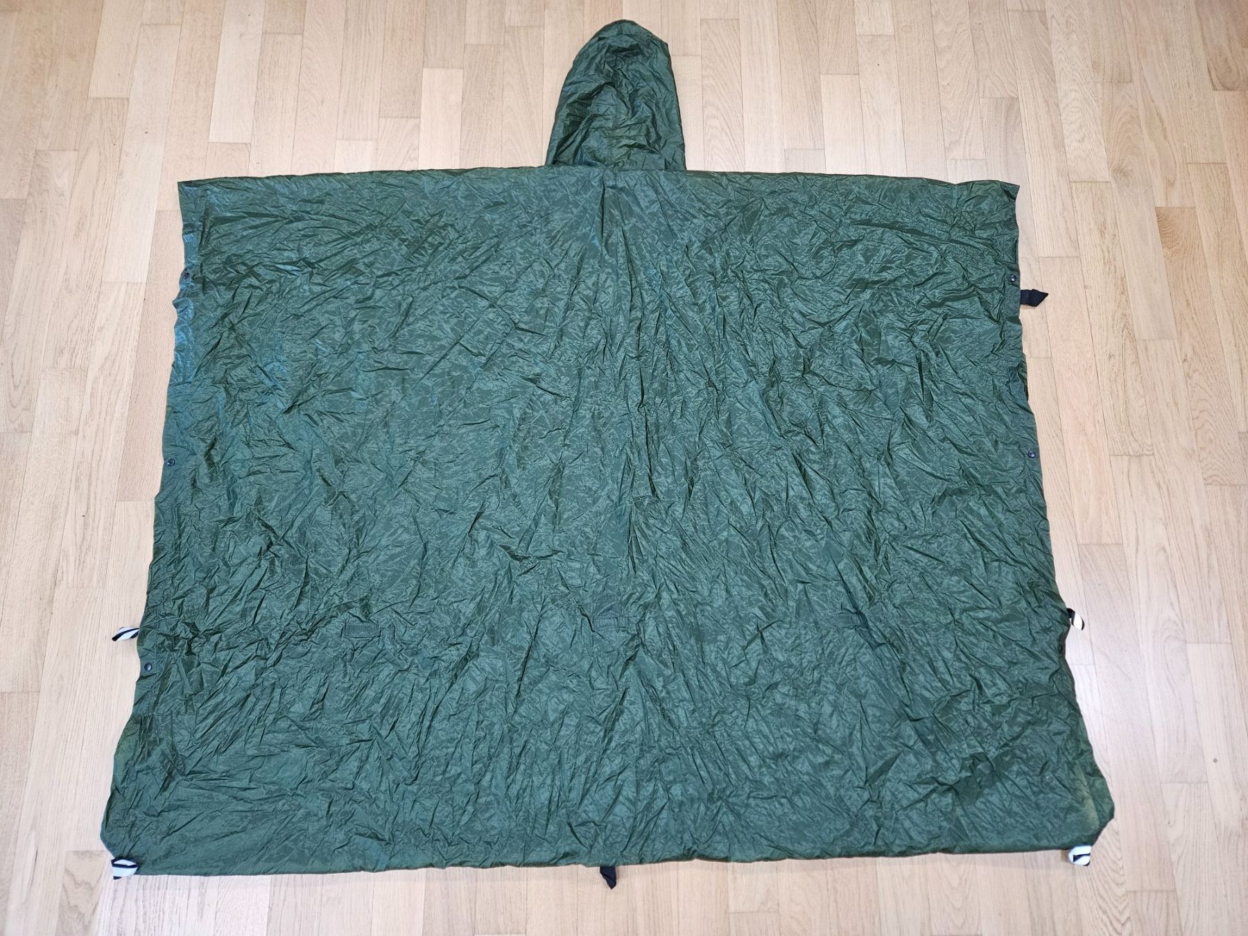 Altro in  Abbigliamento & Accessori: Bach Tarp Poncho - ungebraucht. – Nuovo (secondo la descrizione) da Zürich venduto da sunscreen01 3