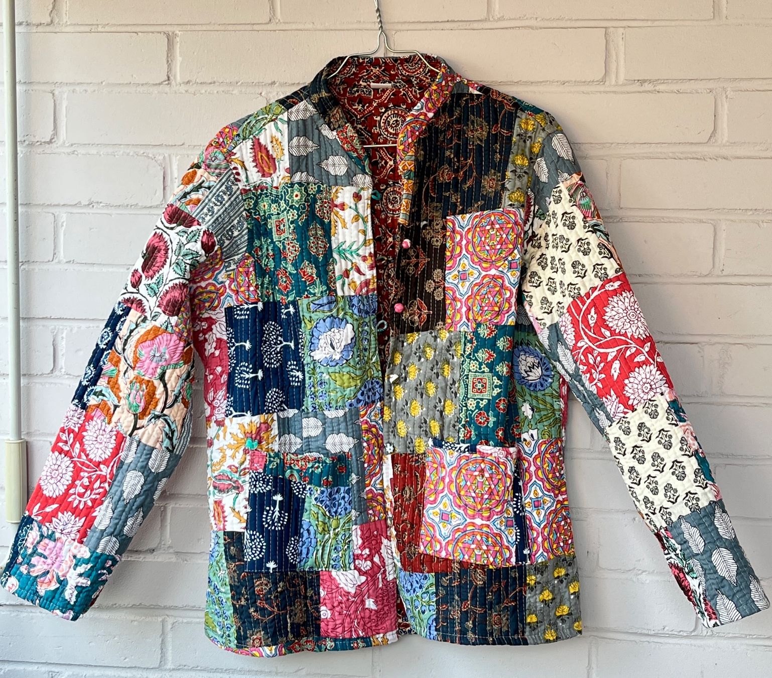 Giacche: Reversible Patchwork Jacket – Handmade in Jaipur India – Usato da Chiasso venduto da Pat_chuli