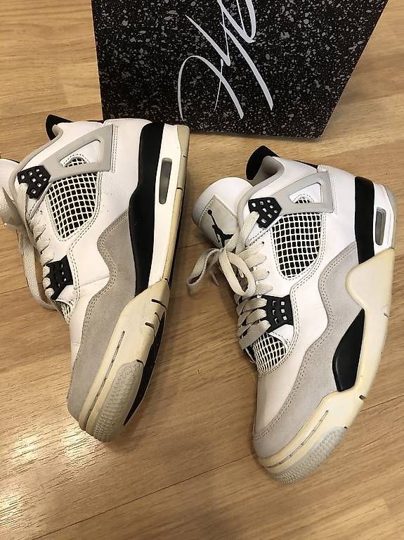 Herrenschuhe: Air Jordan 4 Retro – Gebraucht aus Thalwil von yul_nxt9 1