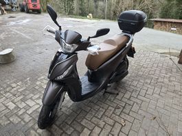 Roller 125