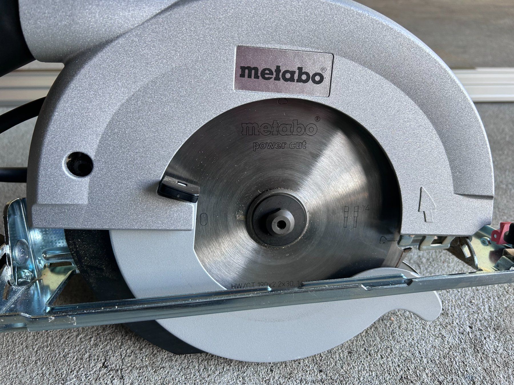 Alle Maschinen: Metabo Handfräse mit Schiene – Gebraucht aus Gansingen von Husner 2