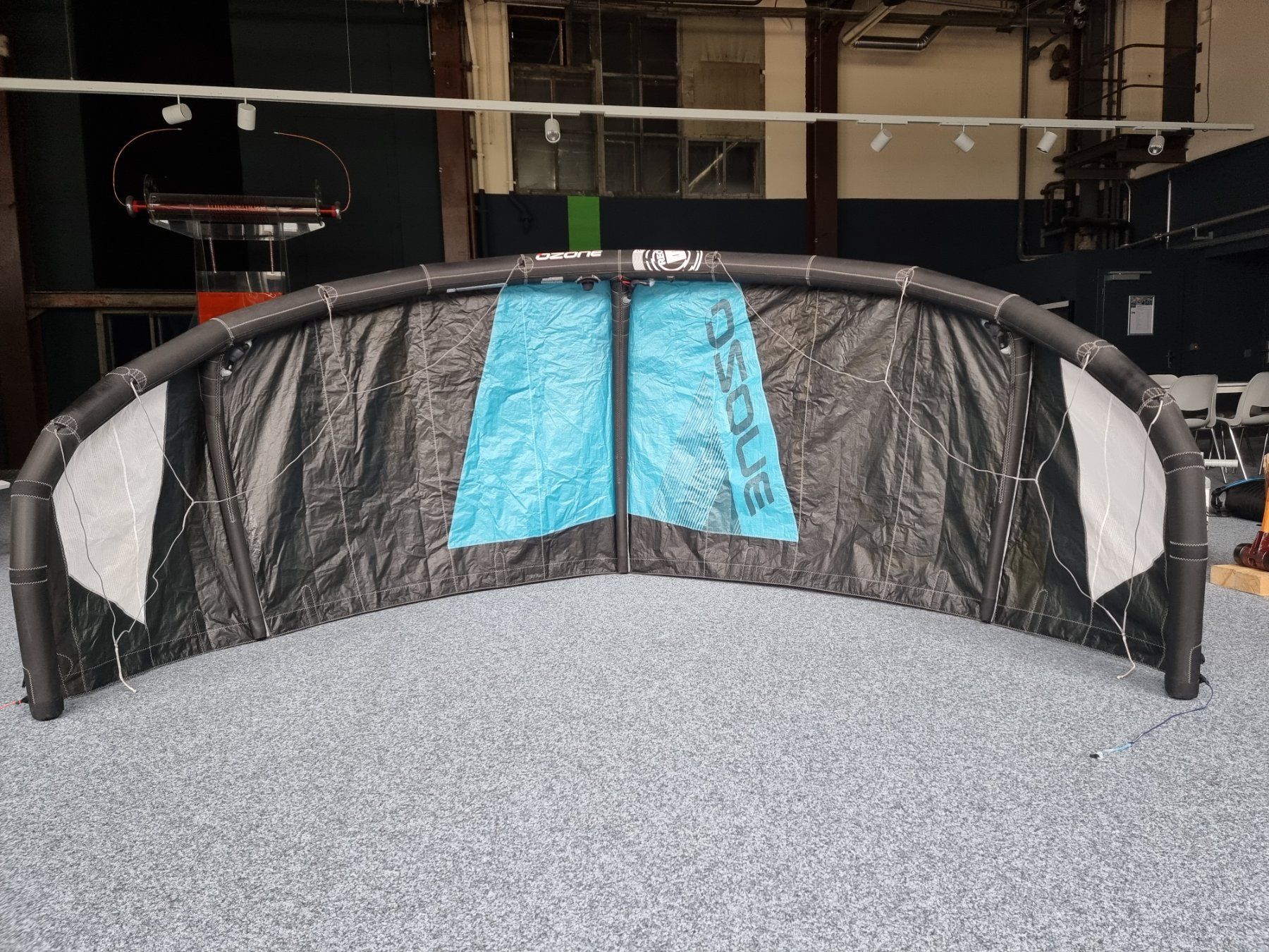 Ozone Aquilone: Kite: Ozone Reo v3 6m2 – Usato da Chur venduto da Radislis 2