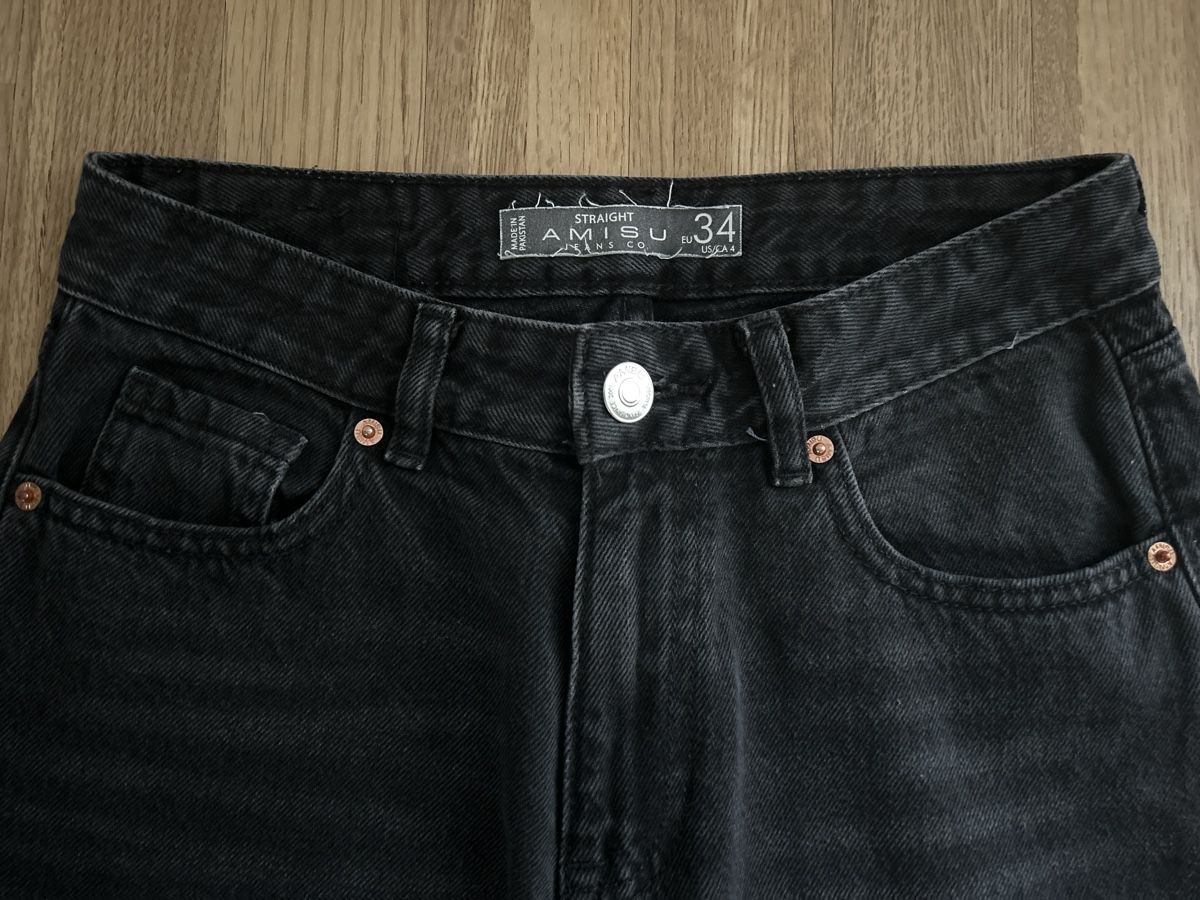 Jeans: Amisu Jeans Straight Fit, Grösse 34 – Usato da Oberrüti venduto da ChoCoc 1