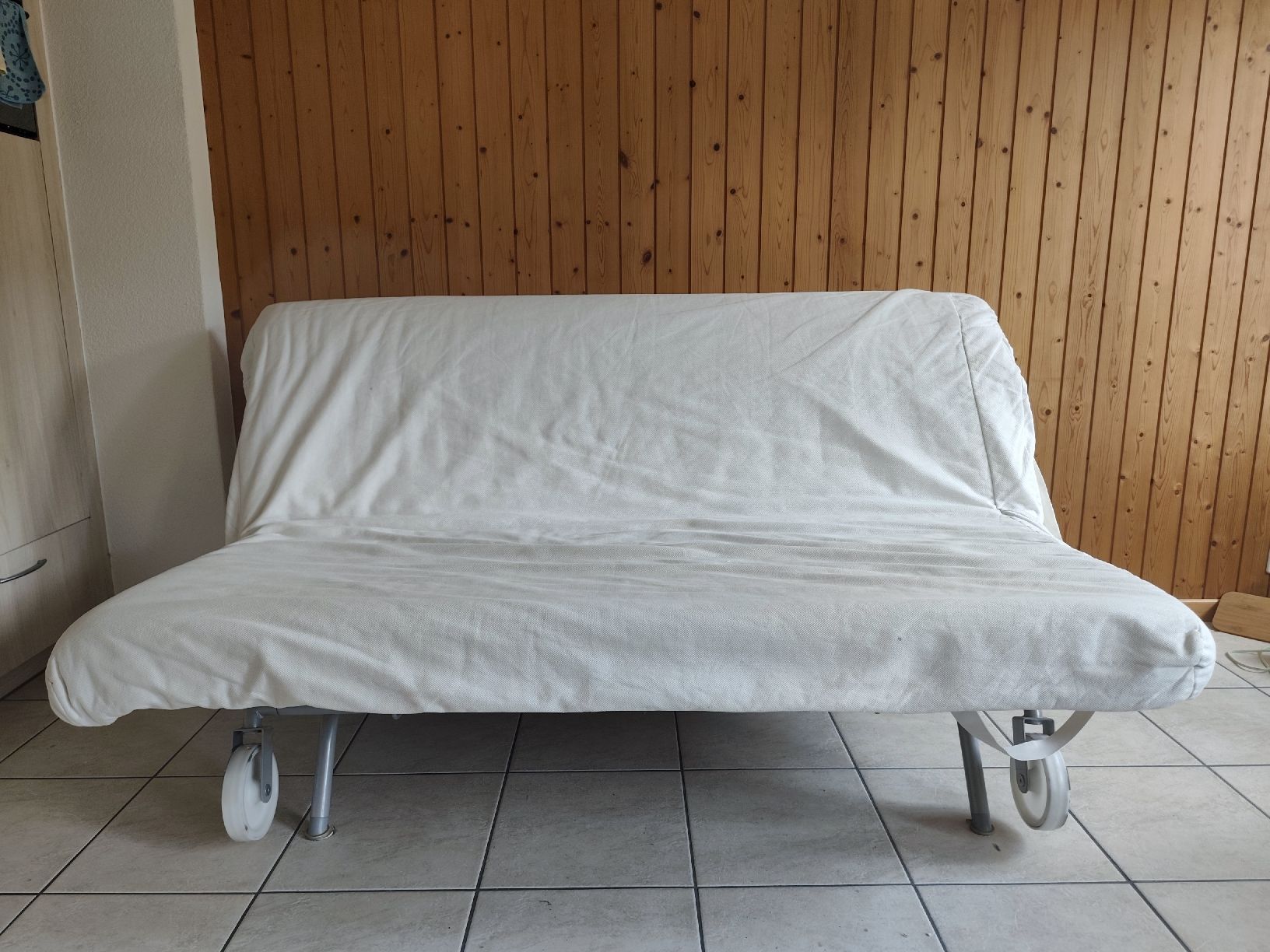 Betten: Rollaway Bed with Mattress good condition – Gebraucht aus Zweisimmen von zoz_s95z