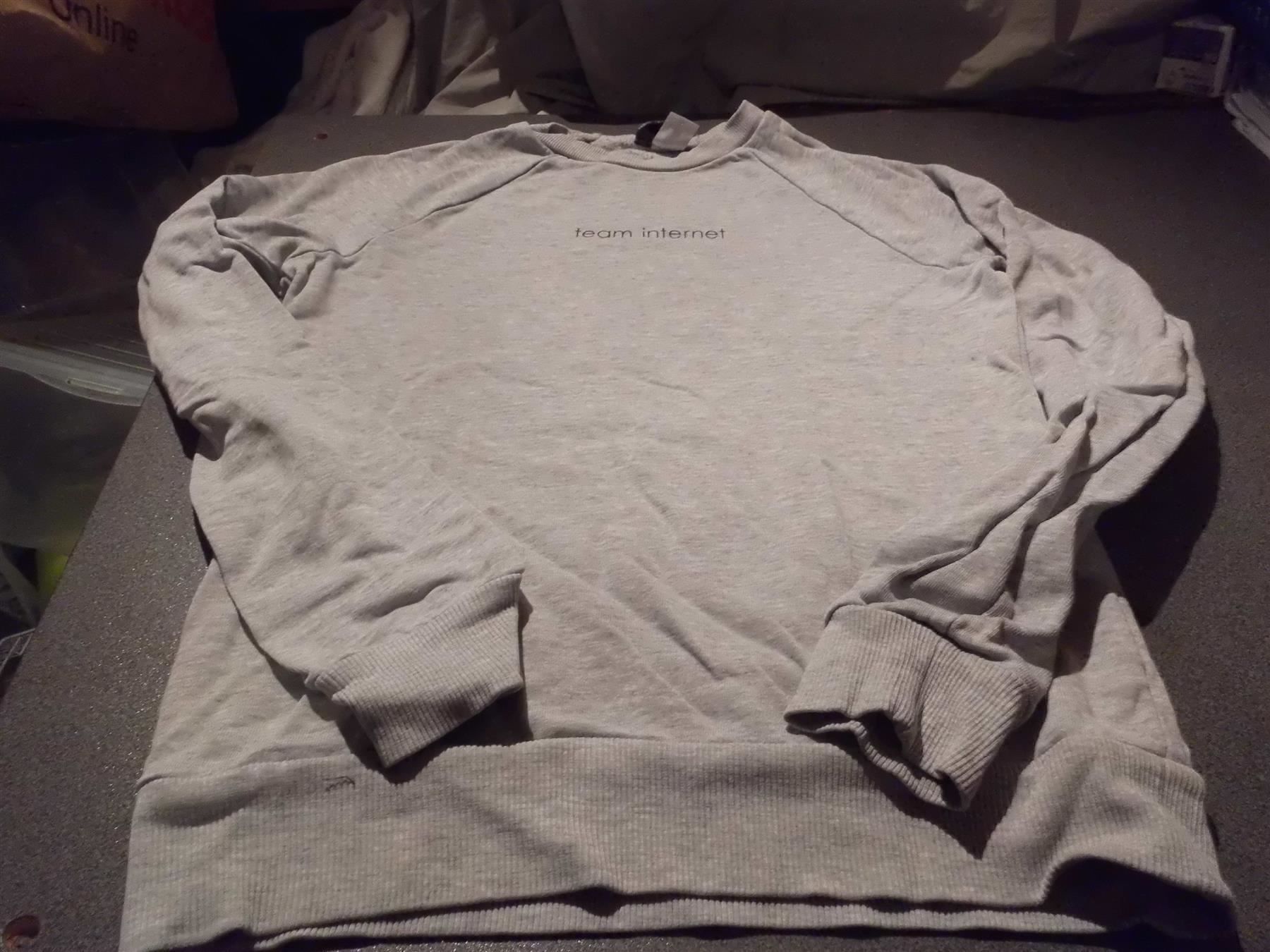 H&M Maglioni & Felpe: Pullover Grösse XS, H&M Divided, Interne – Usato da Zürich venduto da Motzkuh