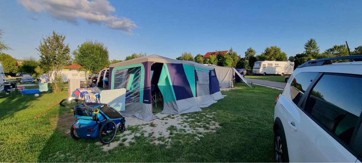 Trigano Camping Fahrzeuge: Zeltklappanhänger Trigano – Gebraucht aus Adelboden von bjo_h29g 8