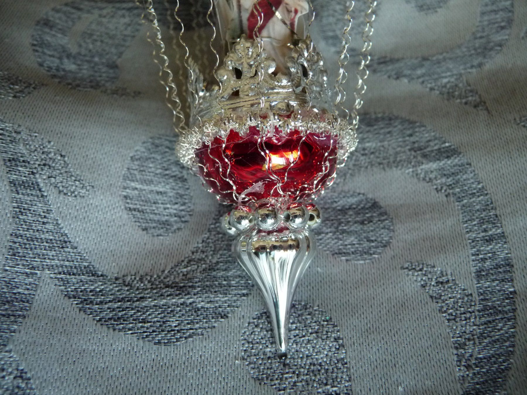 Tutte le decorazioni: Nostalgischer Christbaumschmuck silber-rot – Nuovo e nell'imballaggio originale da Alpnach Dorf venduto da marvo 3