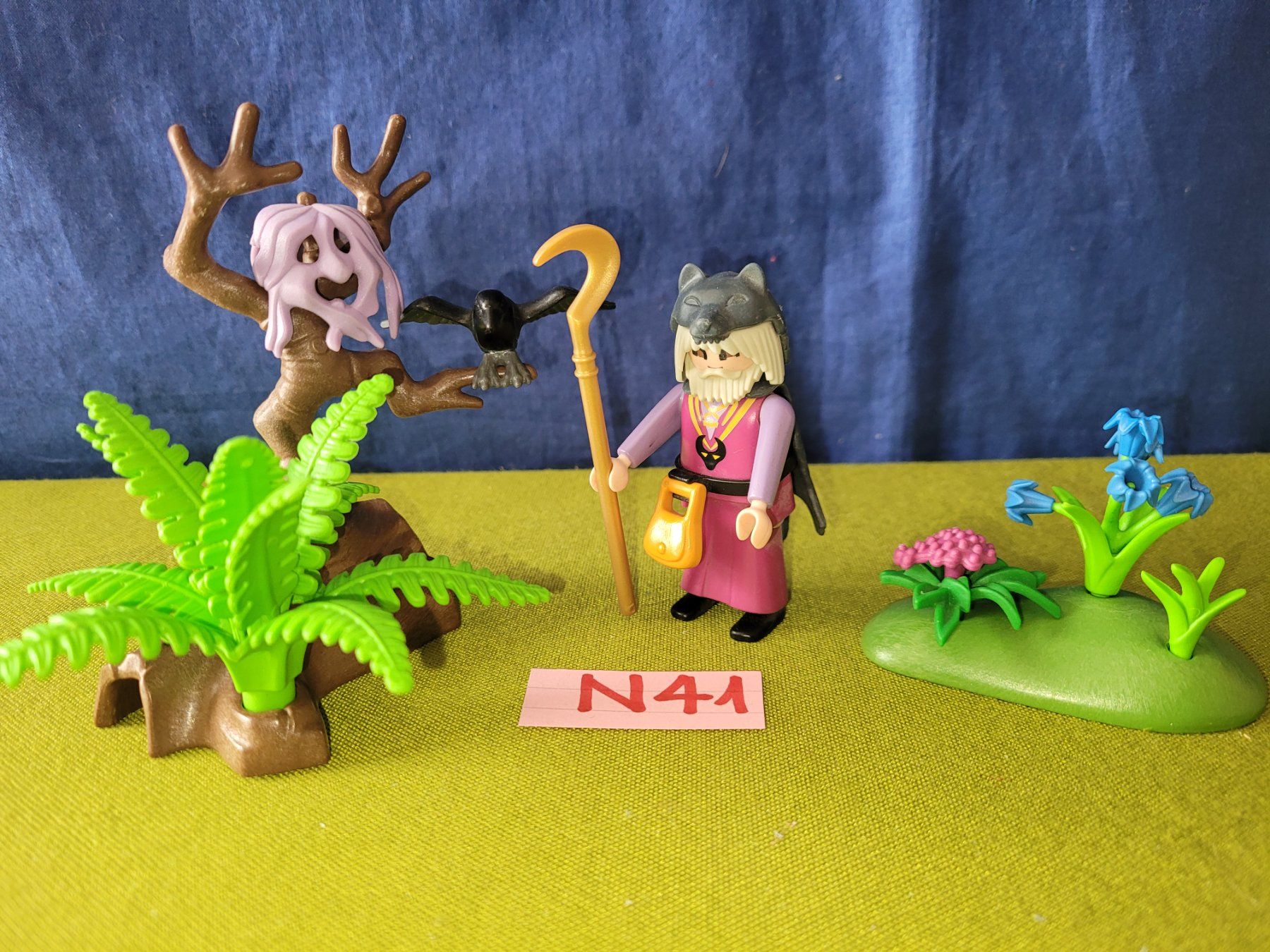 Playmobil Giocattoli: Playmobil vintage Druide N41 – Usato da Aarberg venduto da Fink010