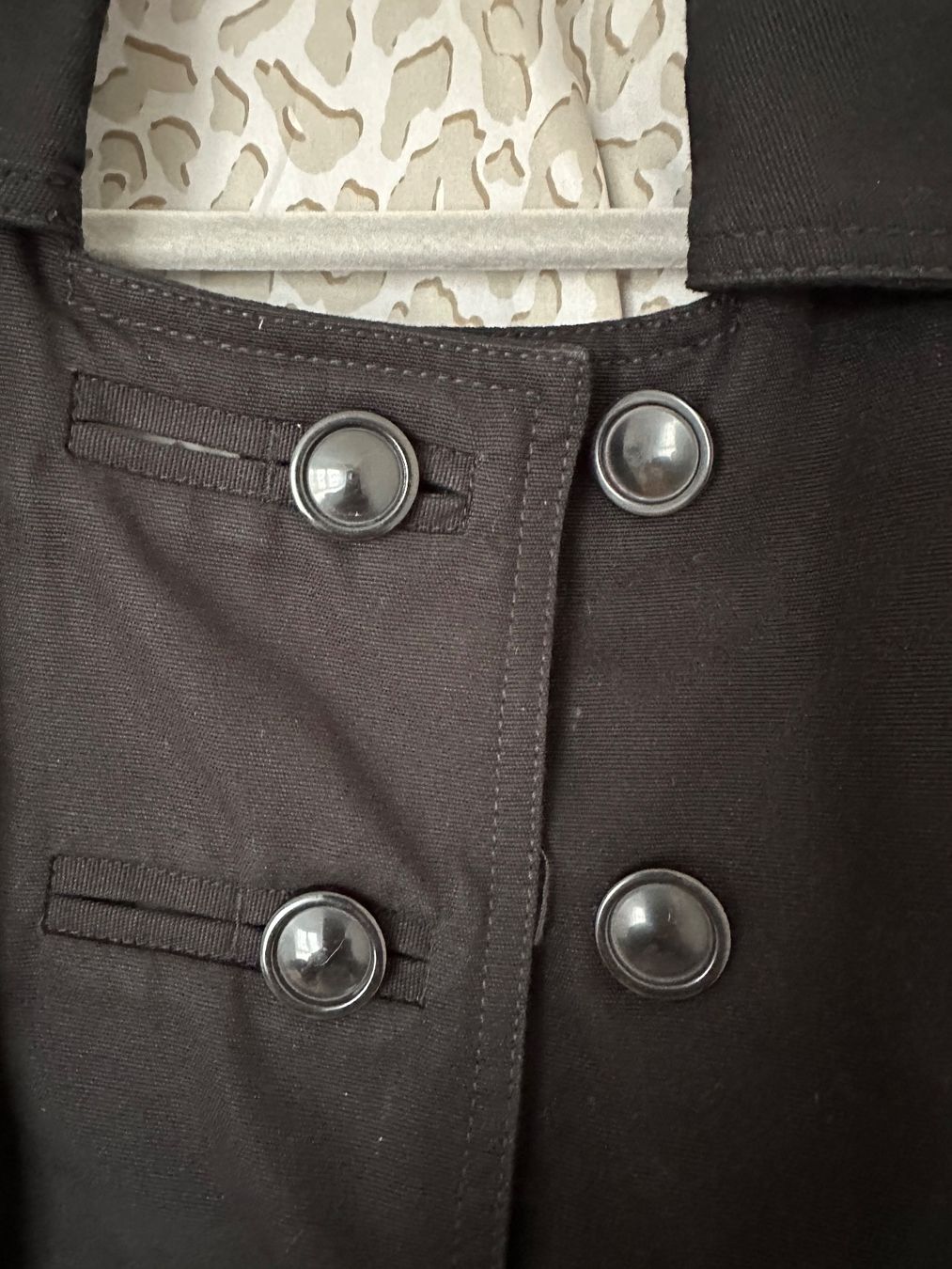 Benetton Giacche: Veste noire Benetton élégante - Taille 44 – Usato da Corminboeuf venduto da magwatch 3