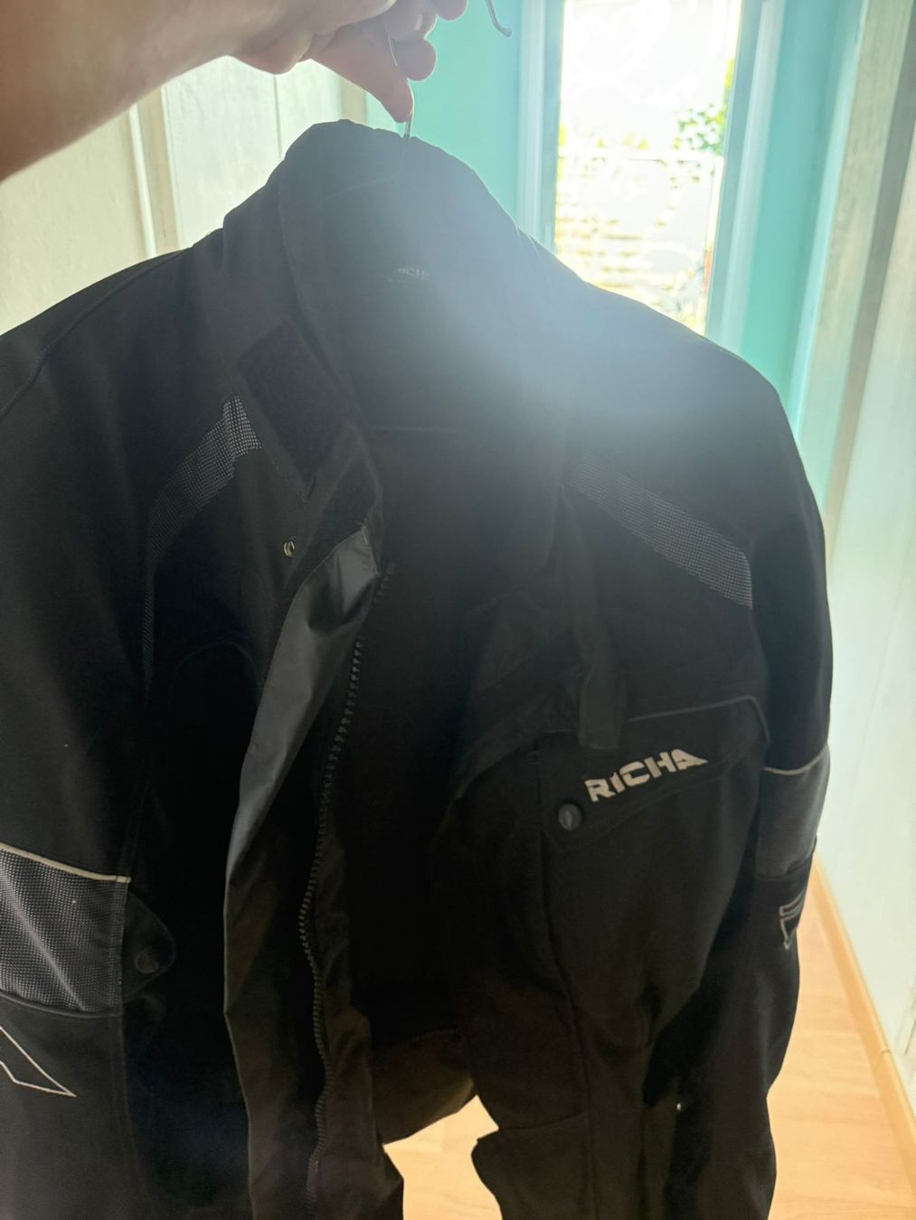 Jacken: Richa Motorradjacke, Grösse L, Schwarz – Gebraucht aus Nidau von Mattia_Cordella