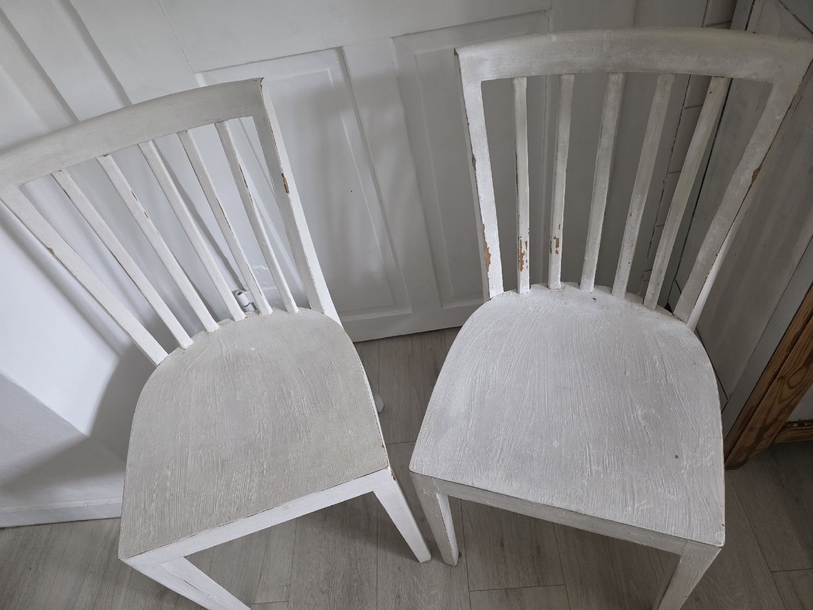 Chaises: 2 Stühle weiss Shabby Chic – D'occasion à Wigoltingen par Zuckerfee84 1