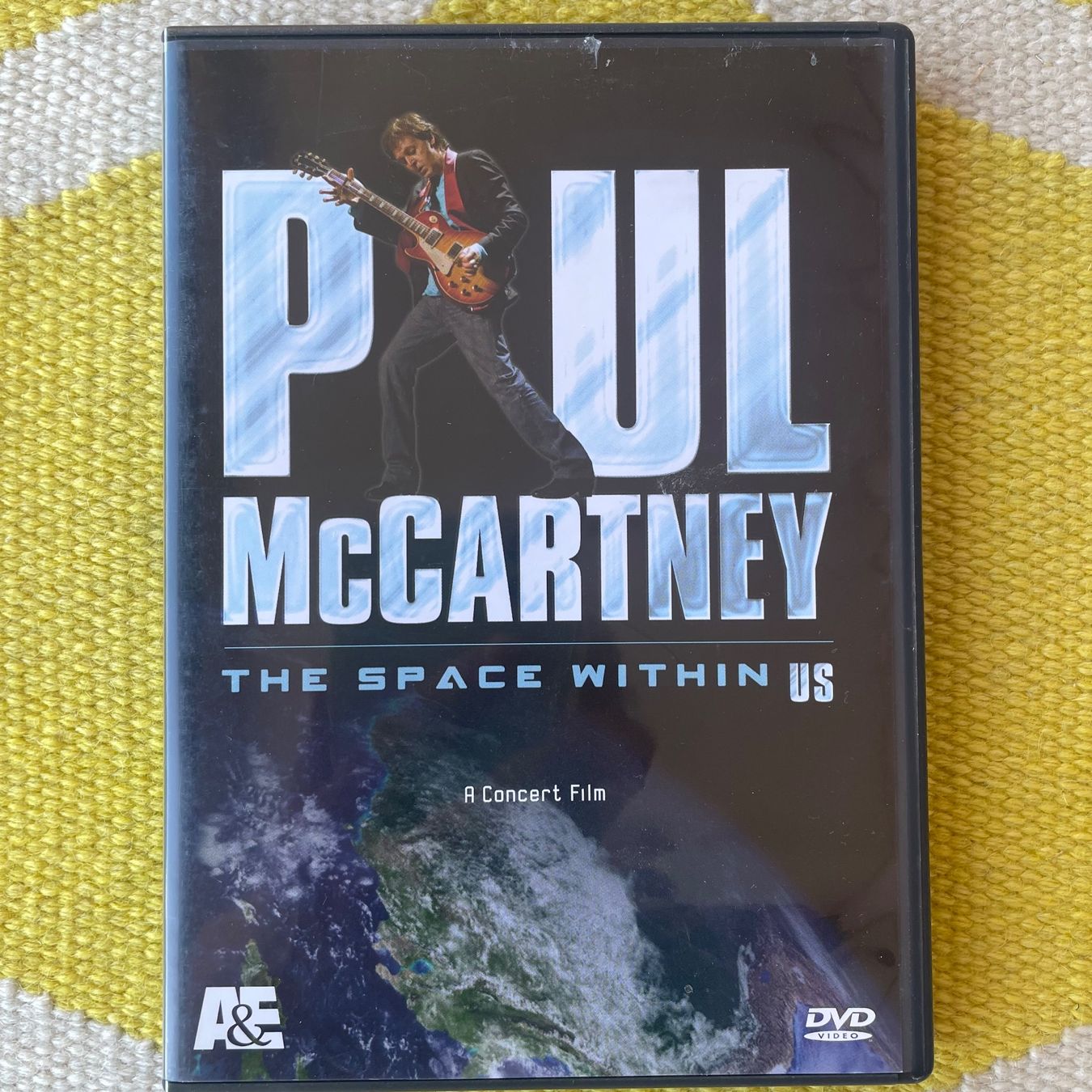 Tutti i DVDs: PAUL MCCARTNEY BEATLES-DVD THE SPACE WITHIN US – Usato da Rorschacherberg venduto da CD-Roli