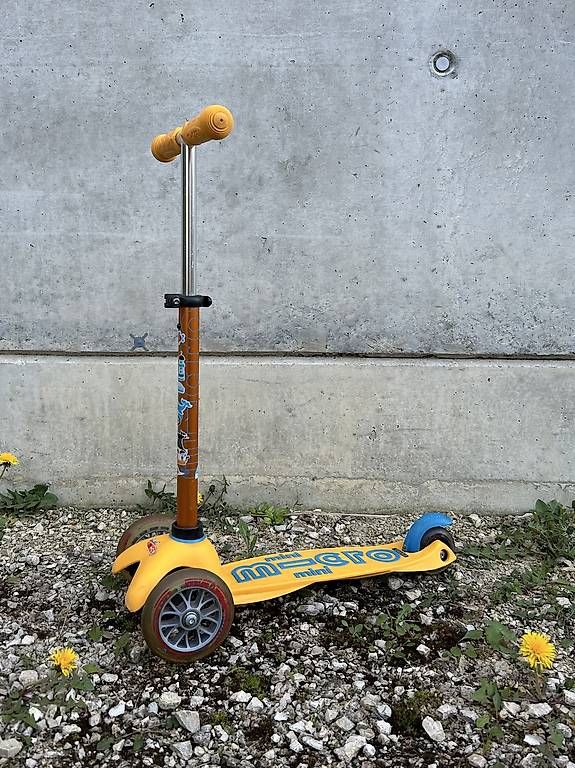 Kickboard: Micro Mini Deluxe Kinder Scooter, Trotti in Farbe Gelb – Usato da Biel/Bienne venduto da marsvolta80