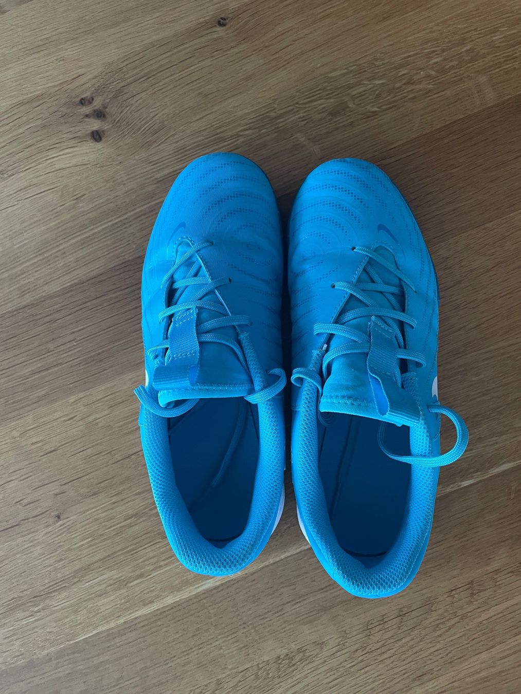 Nike Herrenschuhe: Tolle Fussballschuhe Nike – Gebraucht aus Ormalingen von Orchidee1011 2